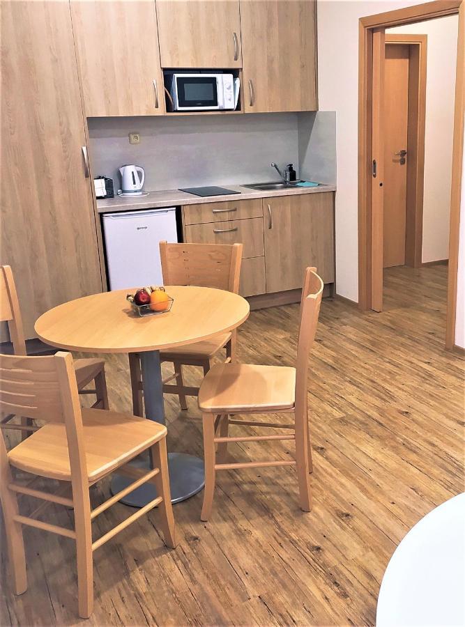 Penzion Adela Rožnov pod Radhoštěm Eksteriør bilde